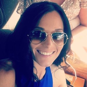 Meet your Posher, Meredith